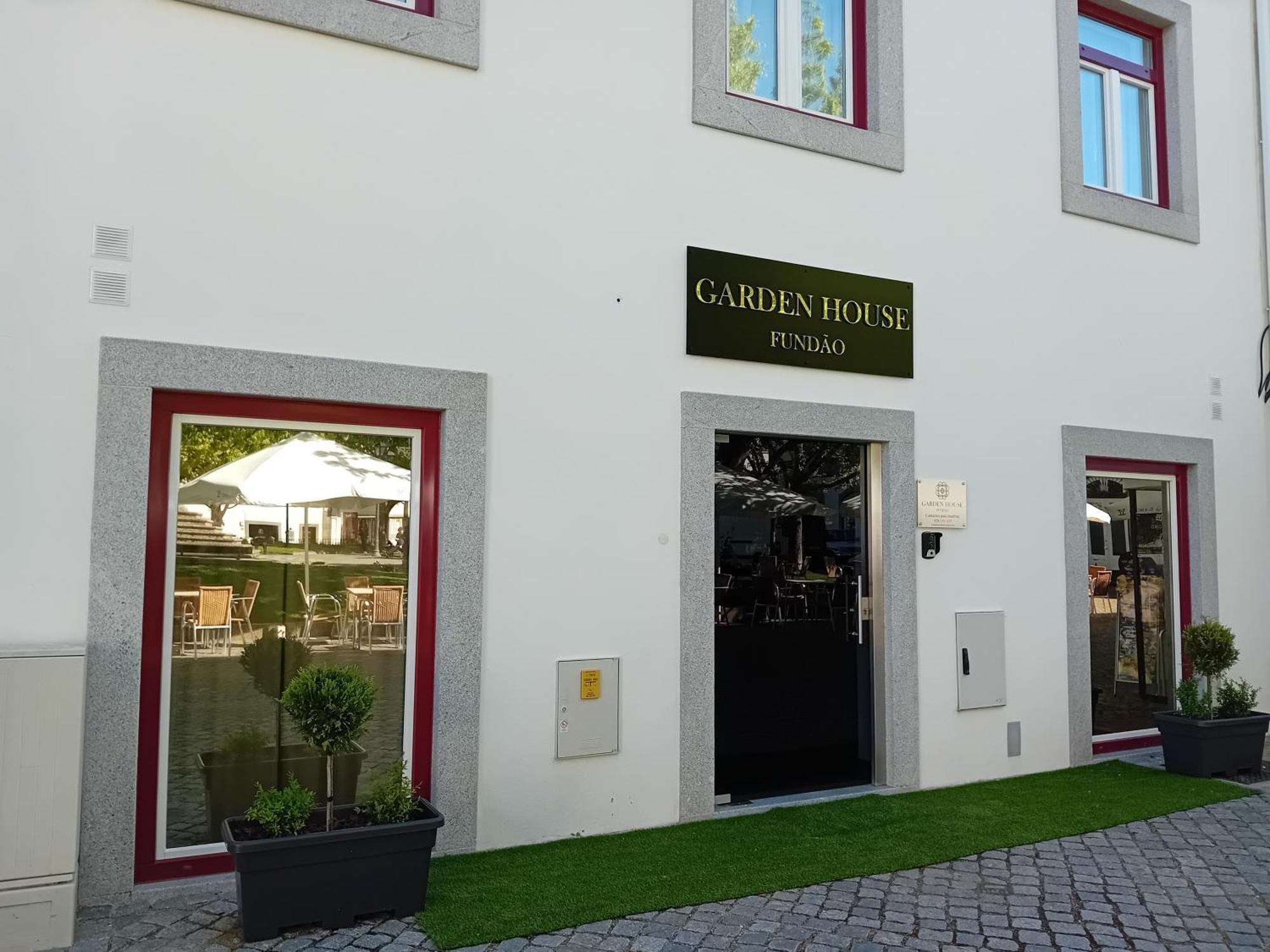 Garden House Fundao Hotel Екстериор снимка